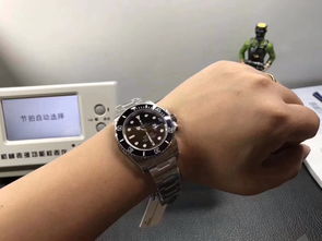 二手奢侈品市場探秘 精品表、服裝、鞋帽、箱包與珠寶的批發(fā)與發(fā)售